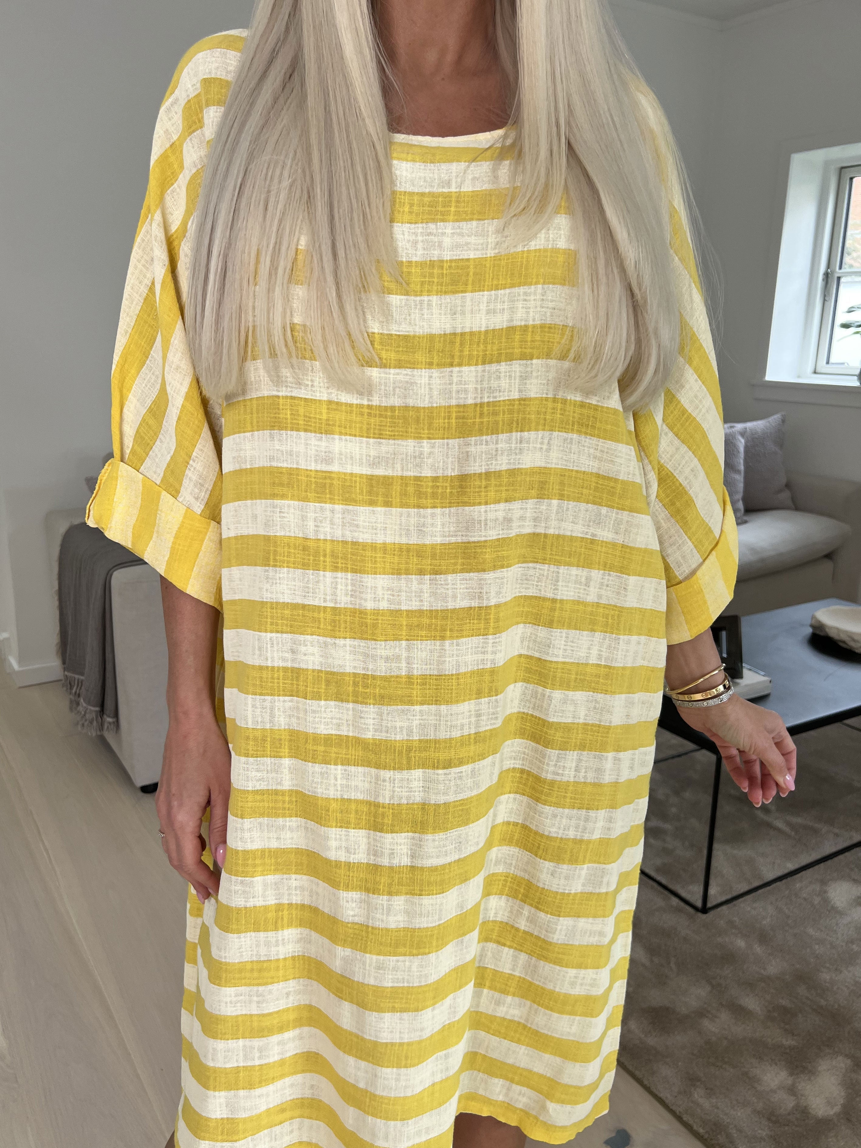 Claudine - Söt randig bomullsklänning